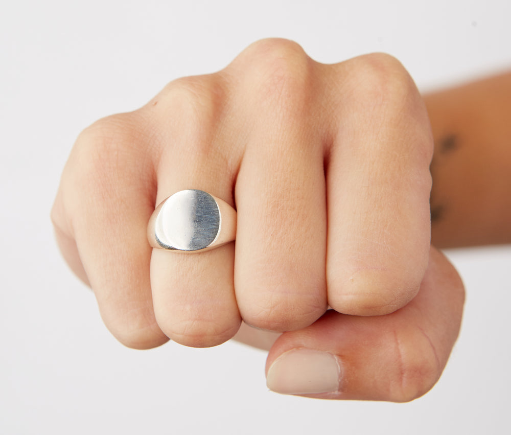Elliot Signet (Silver)